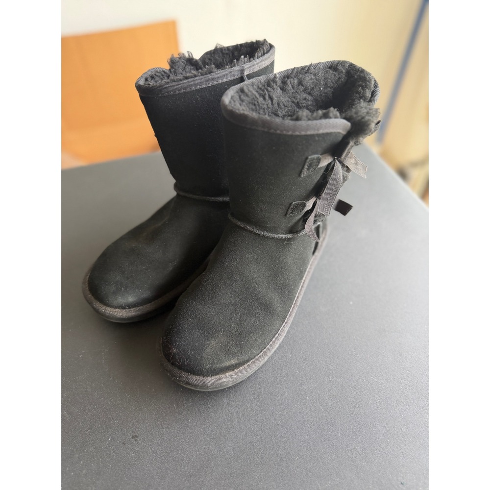 Koolaburra by UGG Victoria Black Suede Bow Short Boots 1019372 Girls Size 3